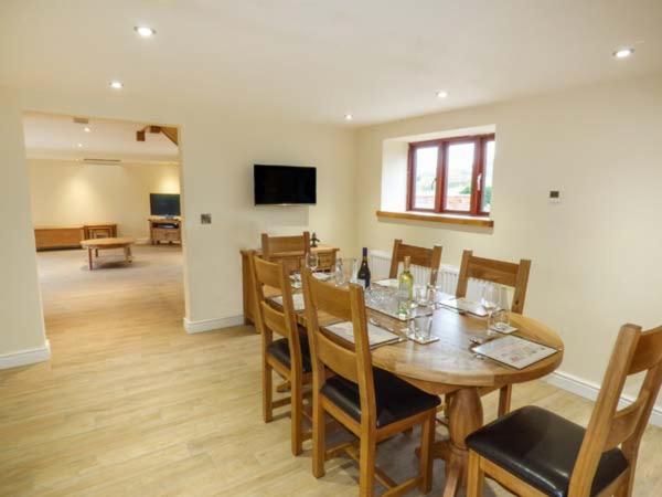 Manor Barn, Stoke-on-Trent Villa Fulford  Eksteriør bilde